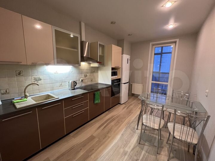 1-к. квартира, 40 м², 13/25 эт.