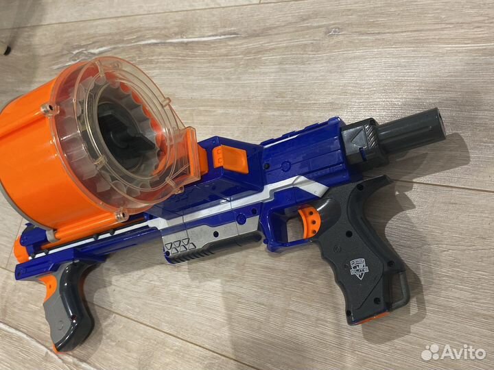 Бластер nerf