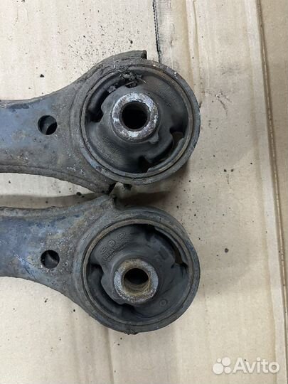 Рычаг передний левый правый Hyundai Santa Fe 2 CM