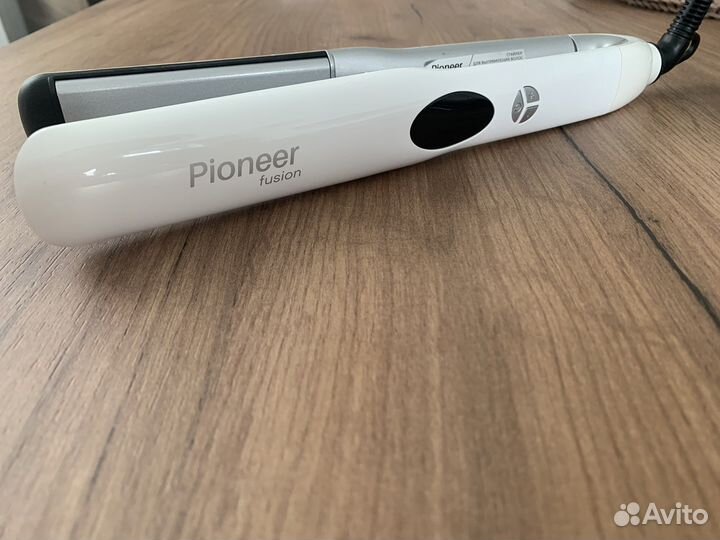Стайлер для выпрямления волос Pioneer
