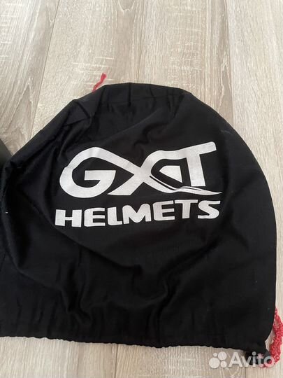 Фирменная каска helmets