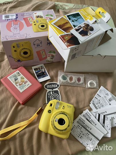 Компактный фотоаппарат instax mini 9