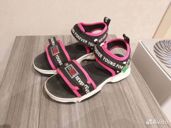 Босоножки для девочки