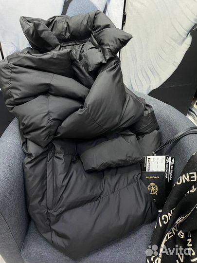 Пуховик balenciaga женский