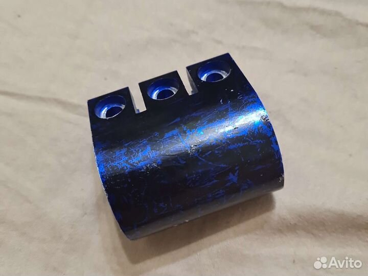 Зажим для трюкового самоката hic