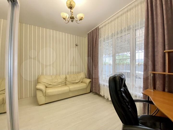 Дом 130 м² на участке 4 сот.