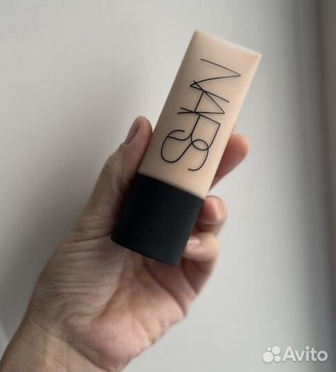 Продаю тональный крем Nars оригинал