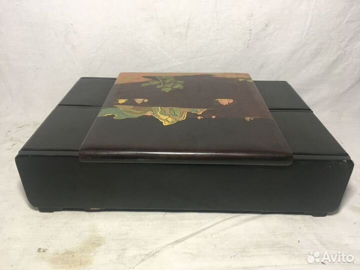 Старинная деревянная (косметичка-туалетный набор)