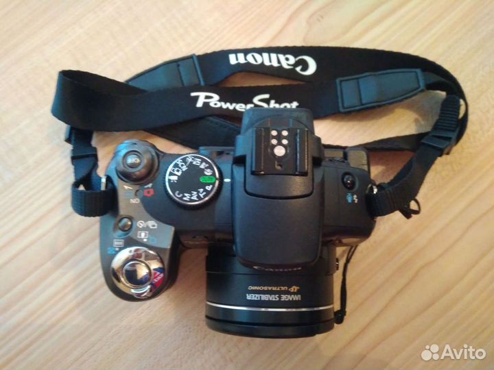 Компактный фотоаппарат