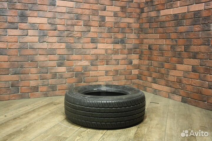 Michelin Pilot HX MXM 235/60 R16