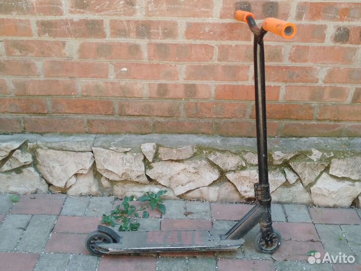 Самокат трюковой, состоянее хорошоее
