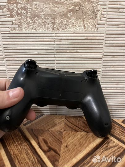 Джойстик ps4