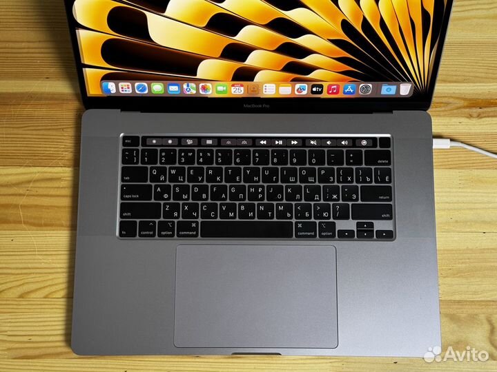 Заказной MacBook Pro 16, 32GB Ram, 512GB SSD