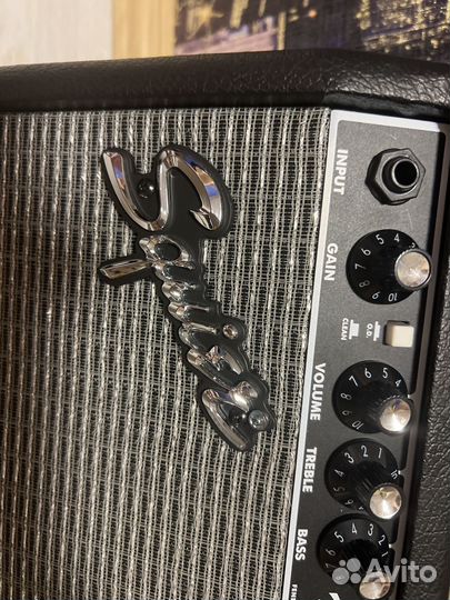 Комбоусилитель fender
