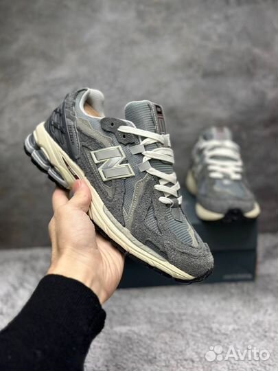 Кроссовки New Balance 1906R