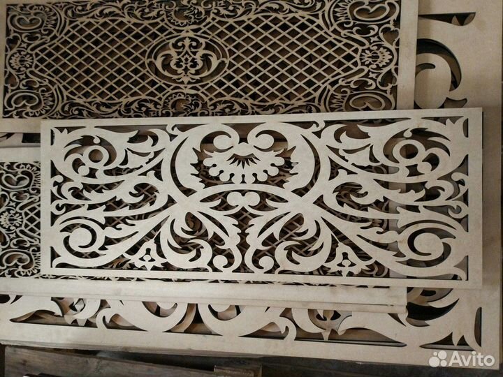 Лазерная резка, гравировка фанеры, пластика, карто