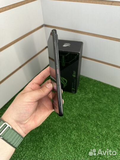 ASUS ROG Phone 7, 8/256 ГБ