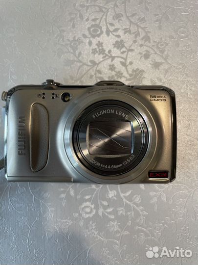 Компактный фотоаппарат fujifilm