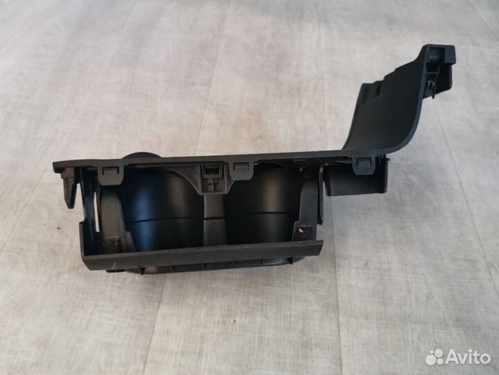 Подстаканник Mazda 3 BK 1.6 Z6 2006