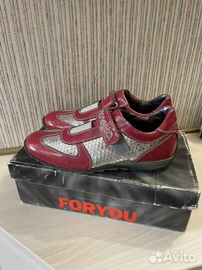 Кроссовки натуральная кожа