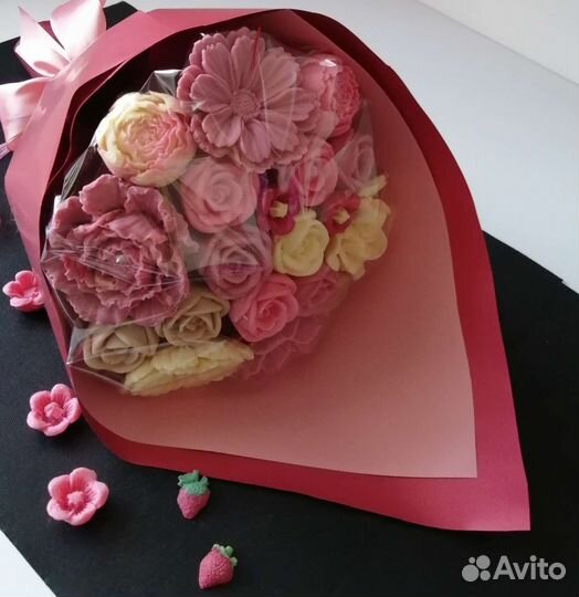 Цветы из шоколада