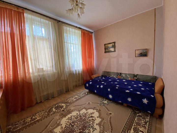 2-к. квартира, 51 м², 1/2 эт.