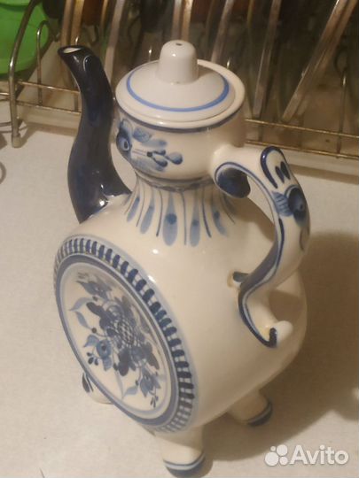 Кувшин (под Гжель)