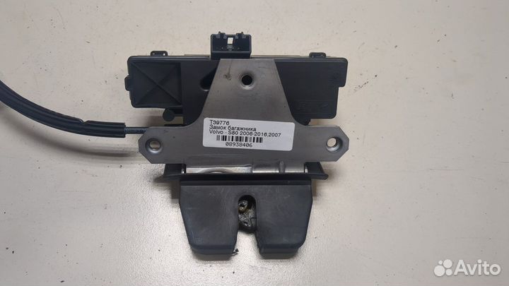 Замок багажника Volvo S80, 2007