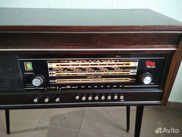 После реставрации юбилейная радиола 