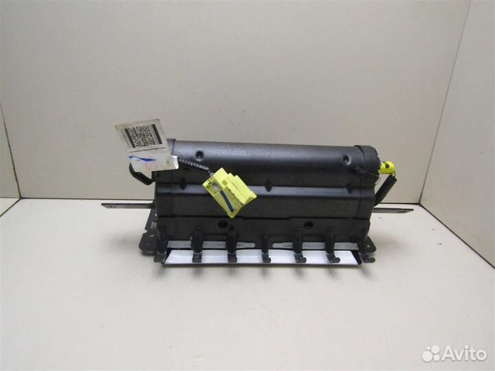 Подушка безопасности пассажирская (в торпедо) Nis