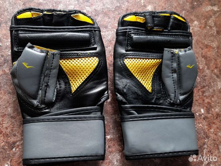 Перчатки Everlast 8 унций S/M