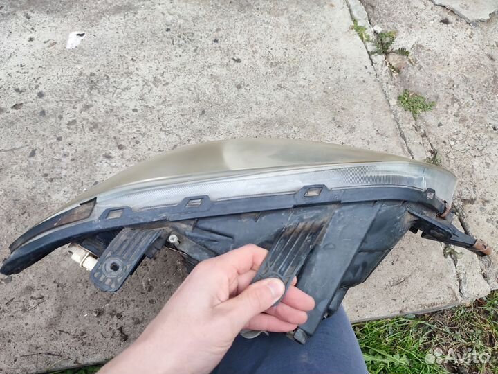 Левая передняя фара Шевроле Лачетти