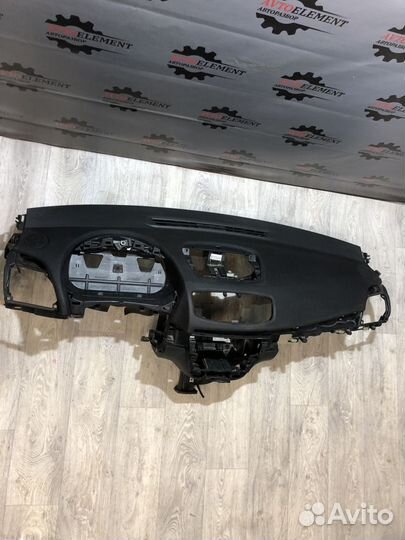 Торпедо Renault Fluence