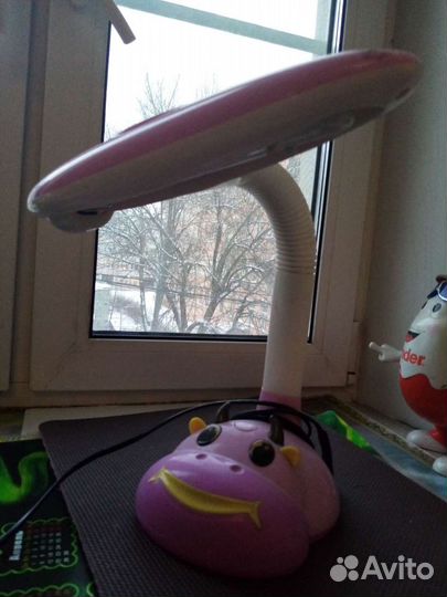 Лампа настольная