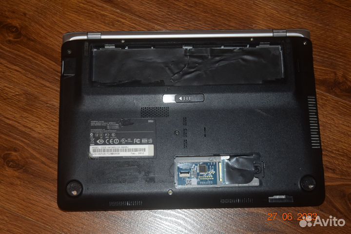 Samsung NP305U1A корпус