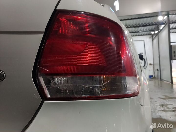 Фара задняя правая volkswagen polo