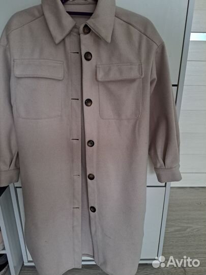 Пальто на девочку 146