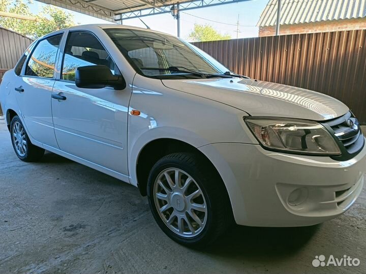 LADA Granta 1.6 МТ, 2013, 109 000 км