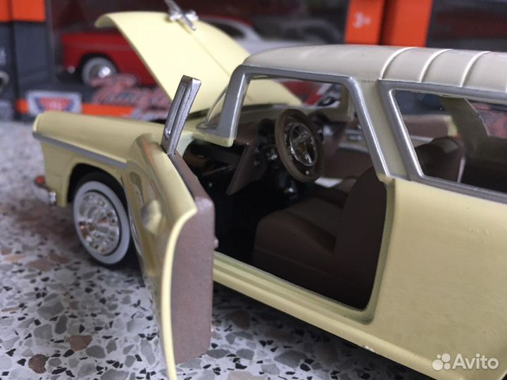 Модель автомобиля Chevy Nomad 1:24 кастом