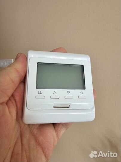 Терморегулятор для теплого пола Tuya