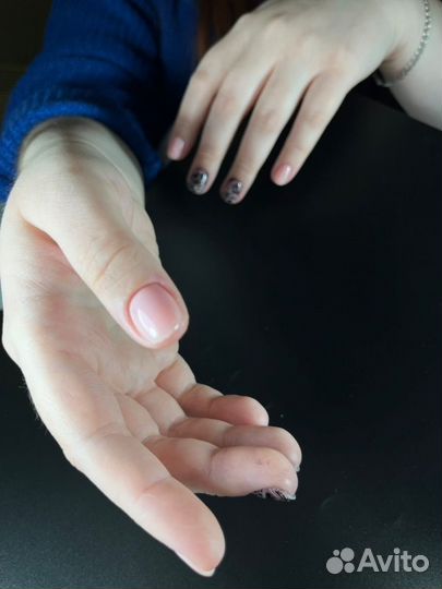 Модель на маникюр