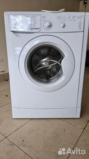 Стиральная машина indesit