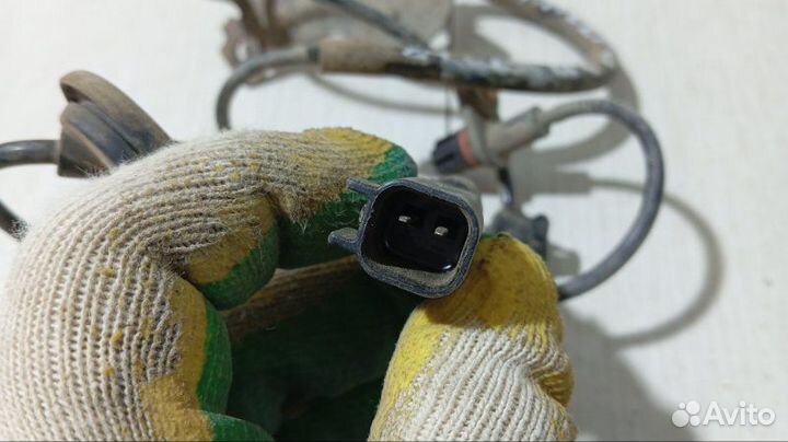 Датчик ABS задний правый Mitsubishi Lancer