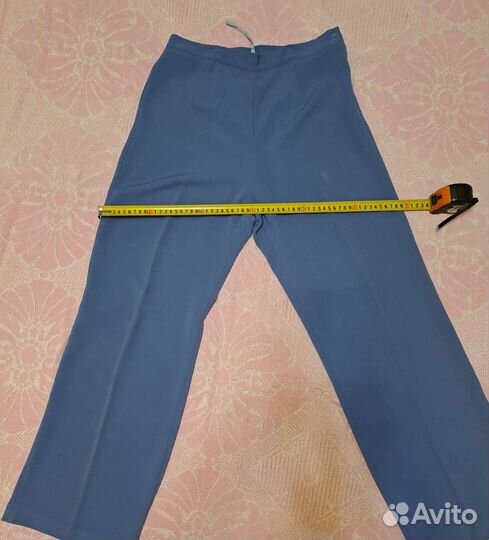 Брючный костюм женский 48 размер