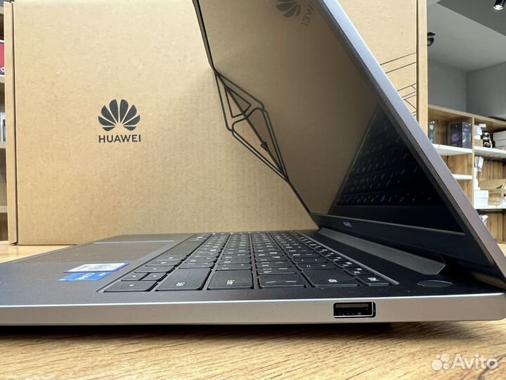 Huawei MateBook D14 (i3-1215U) 8/256 Space Gray