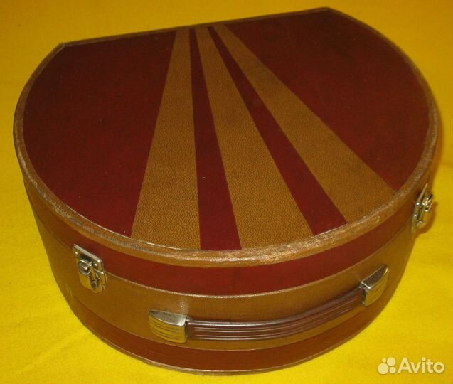 Электрофон (проигрыватель) ламповый 