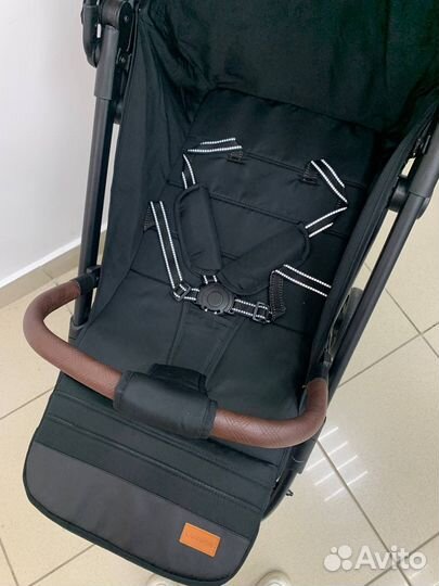 Прогулочная коляска Люксмом