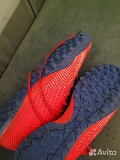 Футбольные бутсы demix