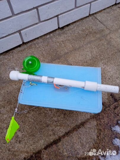 Удочка зимняя самоподсикайка