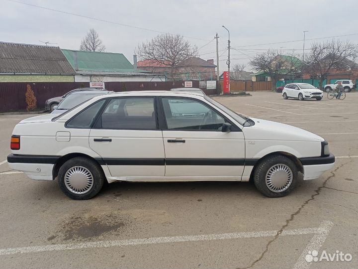 Volkswagen Passat 1.8 МТ, 1988, 270 000 км